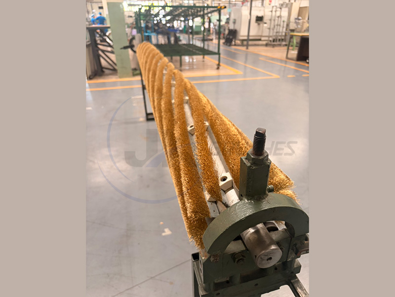 แปรงสไปรอล ใช้ในอุตสาหกรรมผลิตเฟอร์นิเจอร์